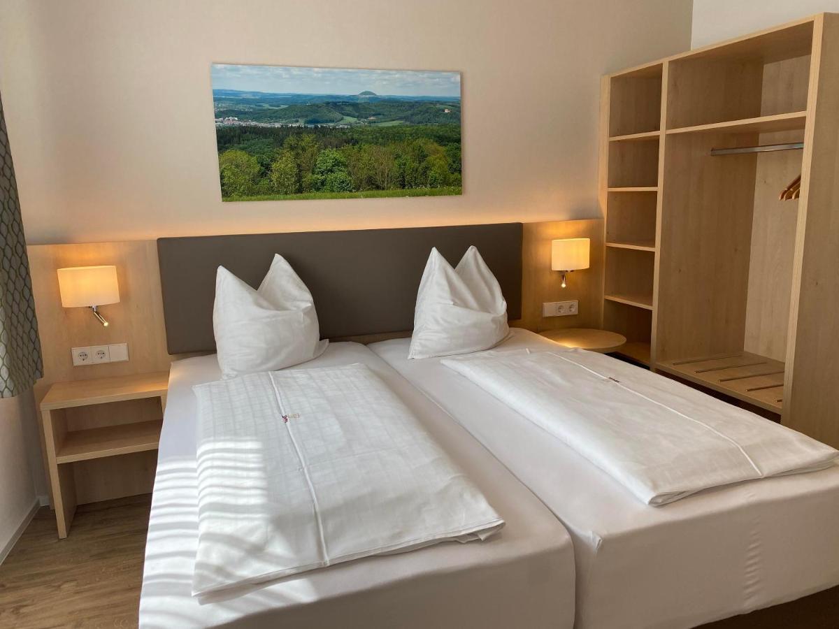Hotel-Restaurant Und Gaestehaus Loewen Süßen المظهر الخارجي الصورة